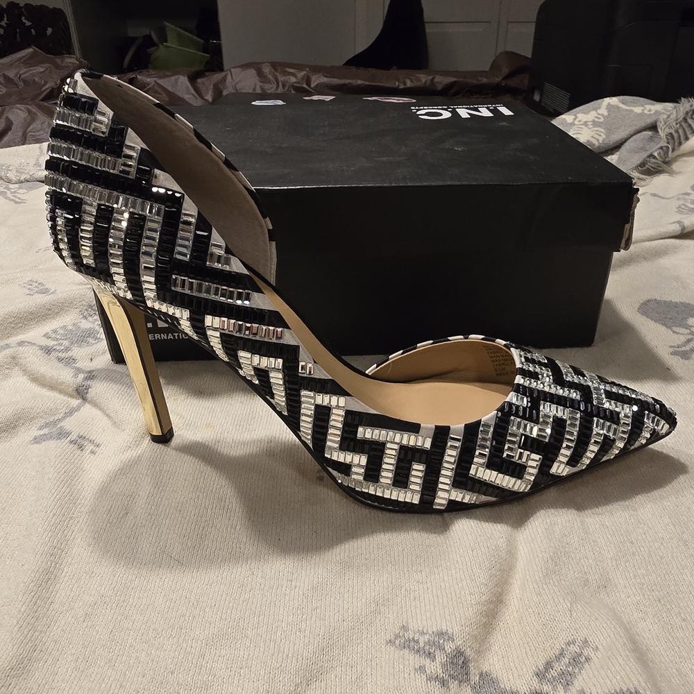 INC International Concepts Black and Silver Patterned Heels